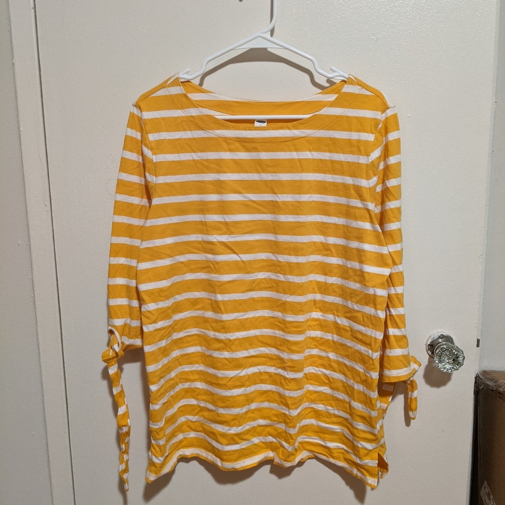 Old Navy Tie-Sleeve Striped Summer Top